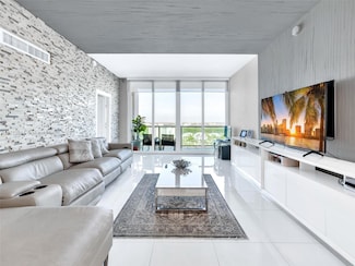 100 Bayview Dr Unit PH01, Sunny Isles Beach, FL 33160