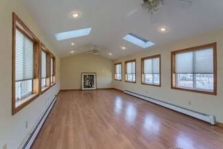 244 E Broadway, Gardner, MA 01440