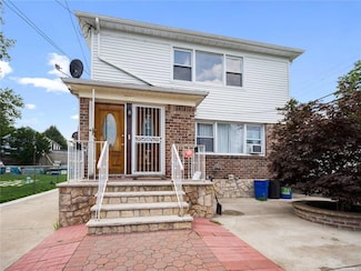 3926 Clearview Expy Unit 2nd floor, Bayside, NY 11361