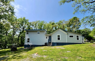 208 Maple St, Lewisburg, WV 24901