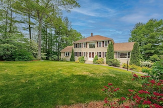 10 Jason Dr, Londonderry, NH 03053