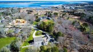 54 Rendezvous Ln, Barnstable, MA 02630