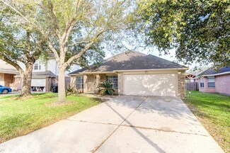1205 Divin Dr, Rosenberg, TX 77471