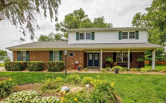10933 Williamsburg Ct, Newburgh, IN 47630