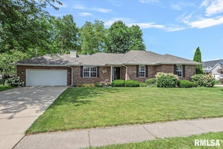 917 Telluride Ln, Chatham, IL 62629
