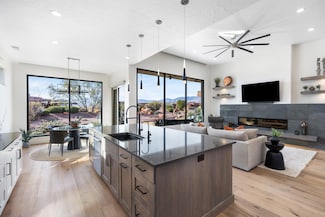150 N Snow Canyon Dr Unit 27, Ivins, UT 84738