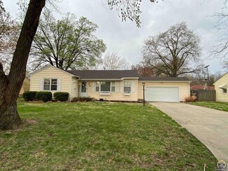 1417 SW Burnett Rd, Topeka, KS 66604