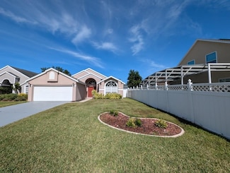 15630 Autumn Glen Ave, Clermont, FL 34714