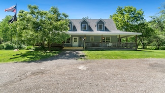 2911 Thompson Rd, Wonder Lake, IL 60097