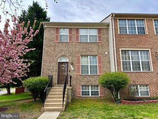 3541 Wood Creek Dr, Suitland, MD 20746