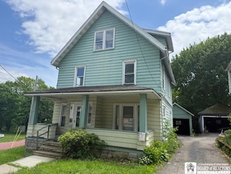 154 Falconer St, Jamestown, NY 14701