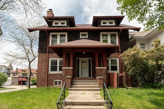 3003 N Farwell Ave, Milwaukee, WI 53211