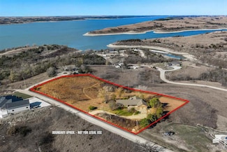 5495 Pheasant Ridge Rd, Manhattan, KS 66502