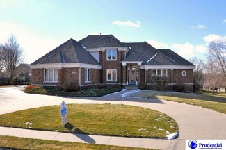 15835 Burt St, Omaha, NE 68118