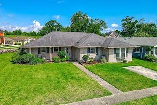 42 Hennessey Ct, New Orleans, LA 70123