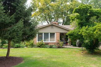 4743 Welsh Rd, Rockford, IL 61107