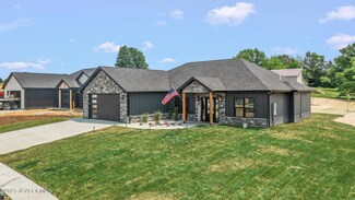 10890 Country Aire Meadows Ct, Holts Summit, MO 65043