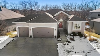 2421 SW Hickory Ln, Lees Summit, MO 64082