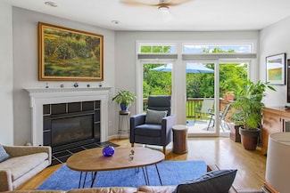 4 Violet Ln Unit 4, Grafton, MA 01560
