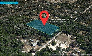 8825 W Oak St, Crystal River, FL 34428