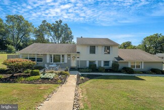 401 Cambridge Rd, Brookhaven, PA 19015