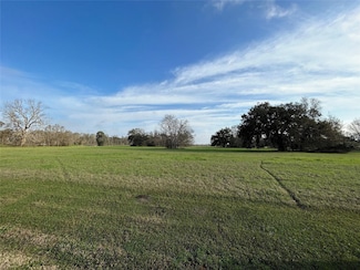 101 Cattle Drive Trail, Angleton, TX 77515