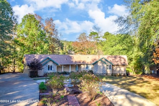 171 Griffith Ln, Tallassee, AL 36078