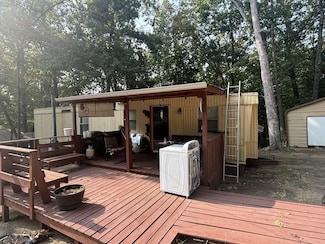 57 Sweetbrier Rd, Decaturville, TN 38329