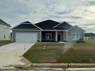 413 Lemonade Ln, Grimesland, NC 27837