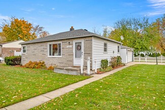 21814 Purdue Ave, Farmington Hills, MI 48336