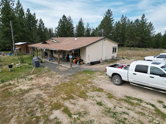 6171L Coyote Canyon Rd, Fruitland, WA 99129