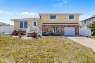 8517 43rd Ave W, Bradenton, FL 34209