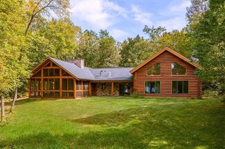 10935 Leisure Ln, Brainerd, MN 56401