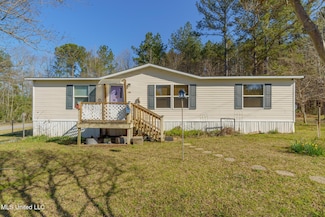 150 Pinetree Rd, Magee, MS 39111