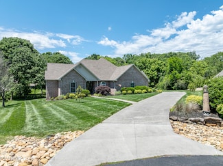 210 Oologila Place, Loudon, TN 37774