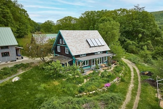 12 Wilde Rd, Buckland, MA 01338
