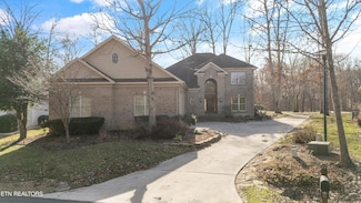 207 Oligi Cir, Loudon, TN 37774