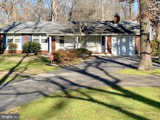 610 W Garden Rd, Vineland, NJ 08360