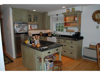 112 Barnabus Rd, Waitsfield, VT 05673