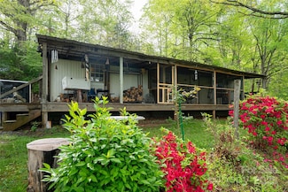 25 Coal Creek Ln, Weaverville, NC 28787