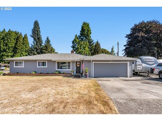 915 SE Liberty Ave, Gresham, OR 97080