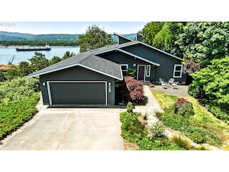 753 N 2nd St, Kalama, WA 98625