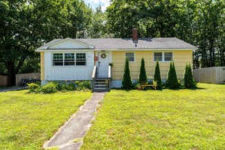 83 Columbia Ave, Brunswick, ME 04011