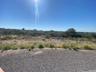 70 Greystone Hills, Uvalde, TX 78801