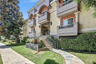 7035 Woodley Ave Unit 113, Van Nuys, CA 91406