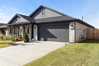 2512 Trailwood Dr, Norman, OK 73069