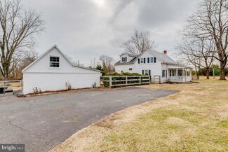 14951 Glenkirk Rd, Nokesville, VA 20181
