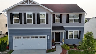 5254 Decker St, Barberton, OH 44203