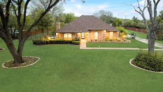 902 Mission Dr, Southlake, TX 76092