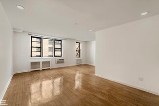 200 E 28th St Unit 4E, New York, NY 10016